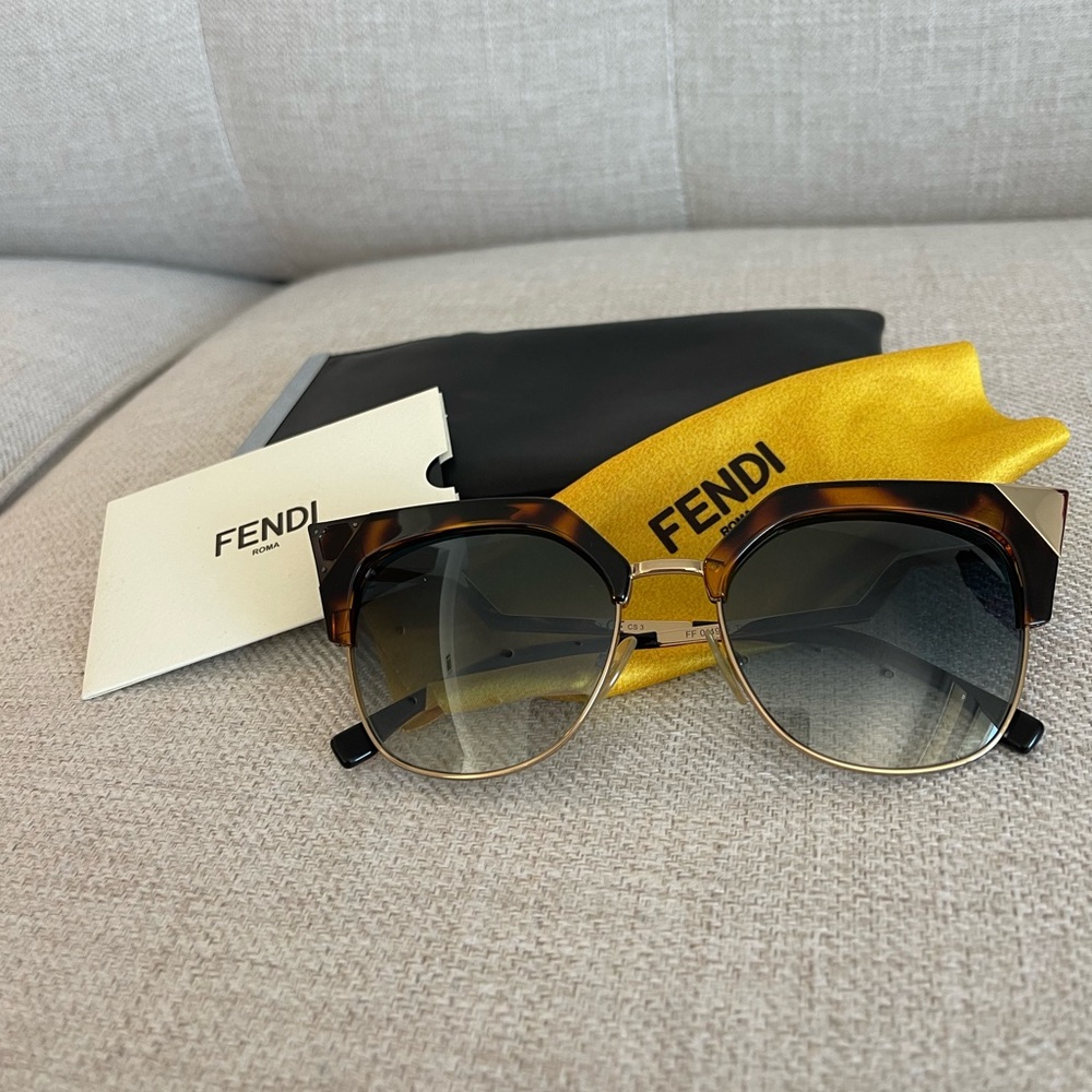 FENDI Iridia Sunglasses - FF 0149/S Cat Eye Havana Gold Tortoise Gradient Lens - Picture 3 of 9